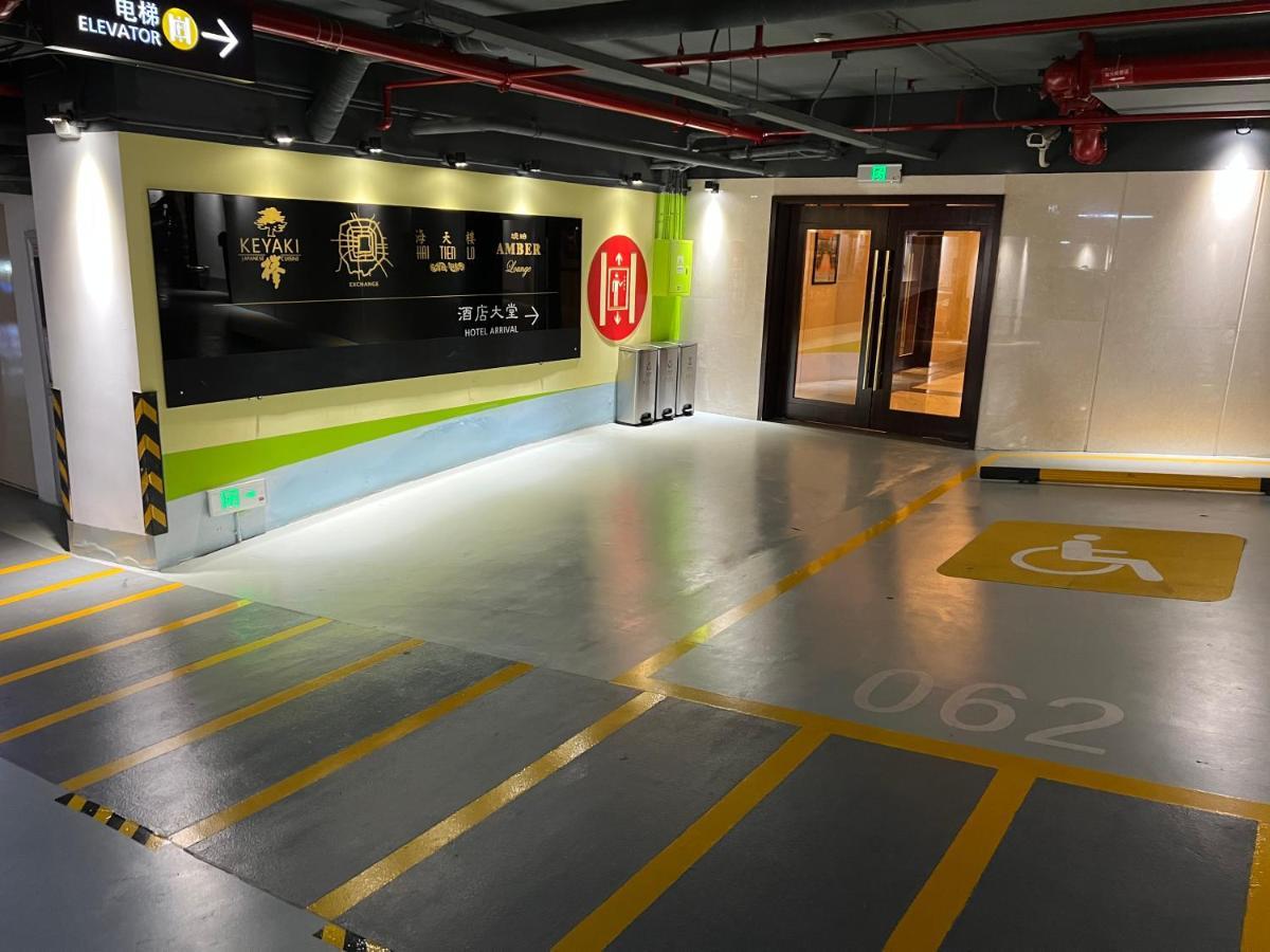 โรงแรม แพน แปซิฟิก 5*